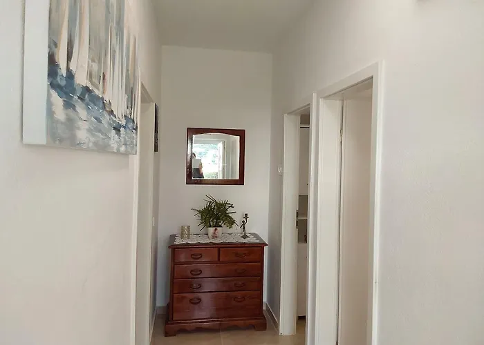 Apartment Bruno Trogir