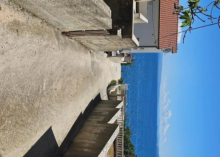 Bruno Apartment